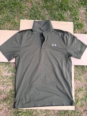 Under Armour Men’s Olive Green Thin-Striped Polo